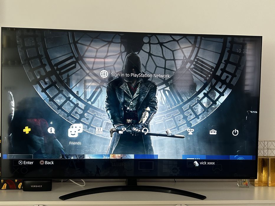 Vând playstation 4 pro, 1 terra împreuna cu cont și 50 de jocuri