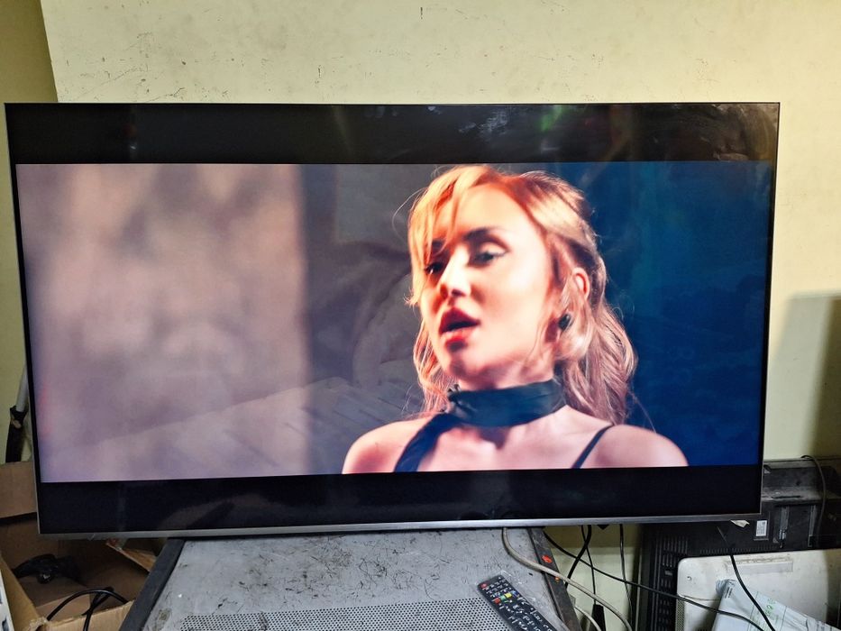 55" 4k smart tv Hisense телевизор без стойка