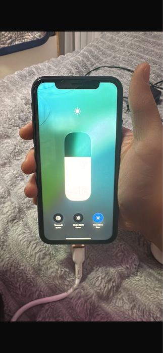 Продам айфон хр 128гб