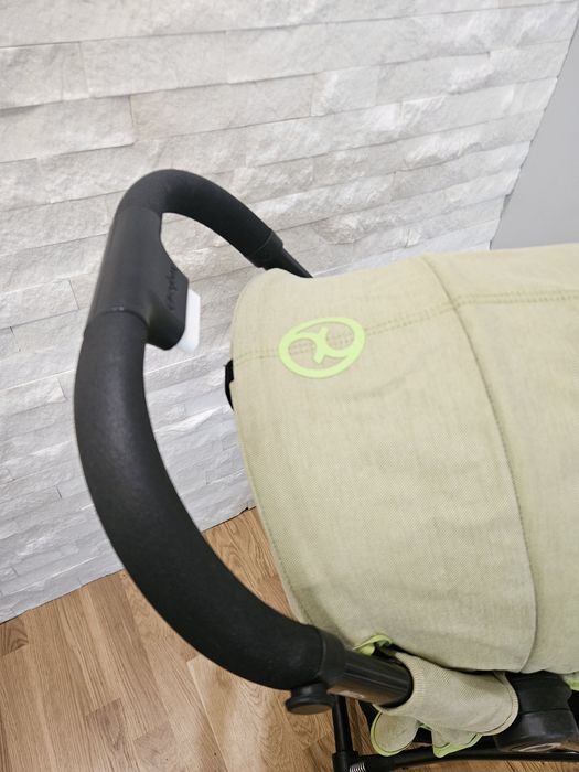 Лятна количка Cybex beezy