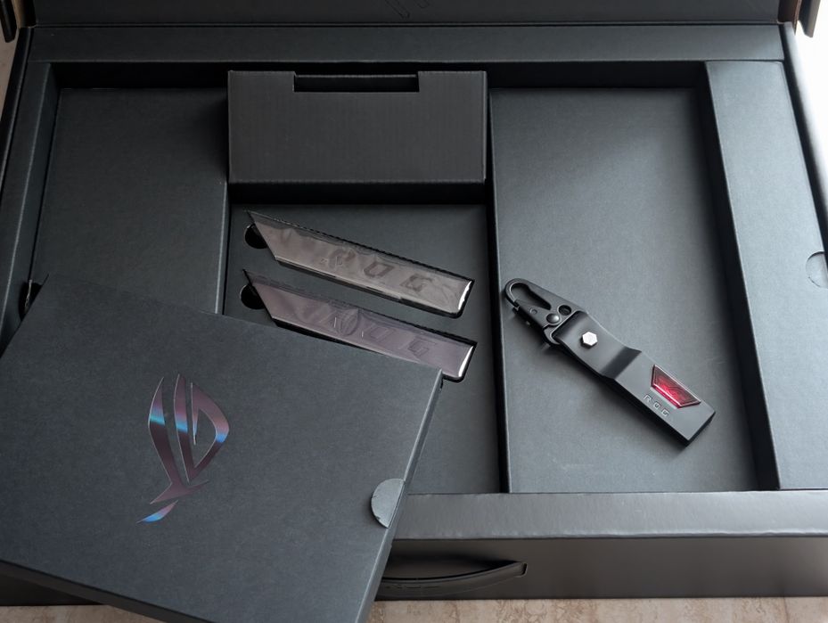 [ASUS ROG SCAR 17] Intel Core i9, RTX 3080 150W, 32Gb DDR5, 2K 240Hz