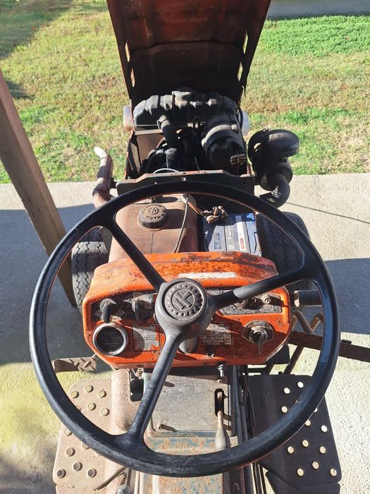 Tractor kubota b 7100