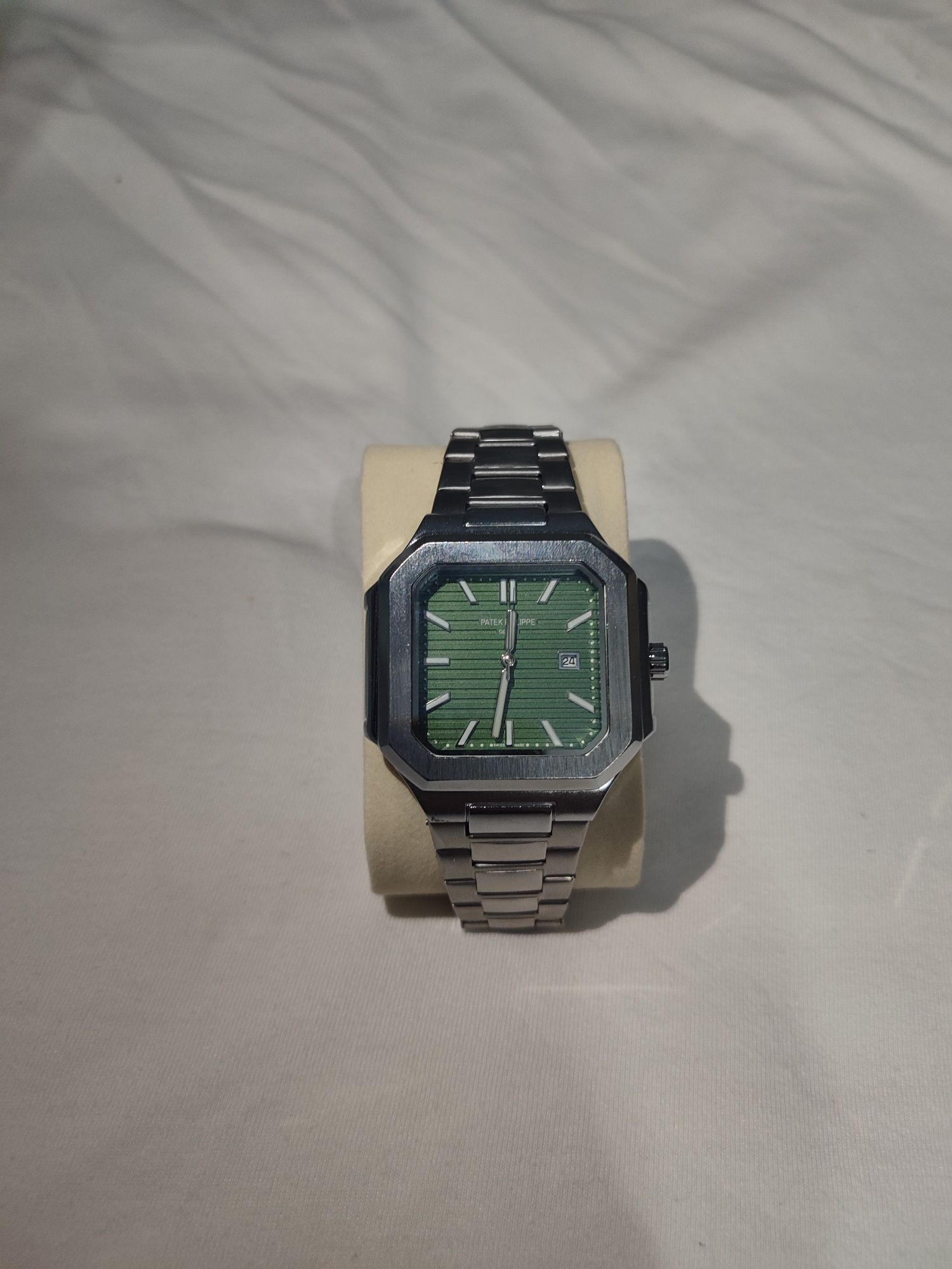 Часы Patek Philippe Cubitos