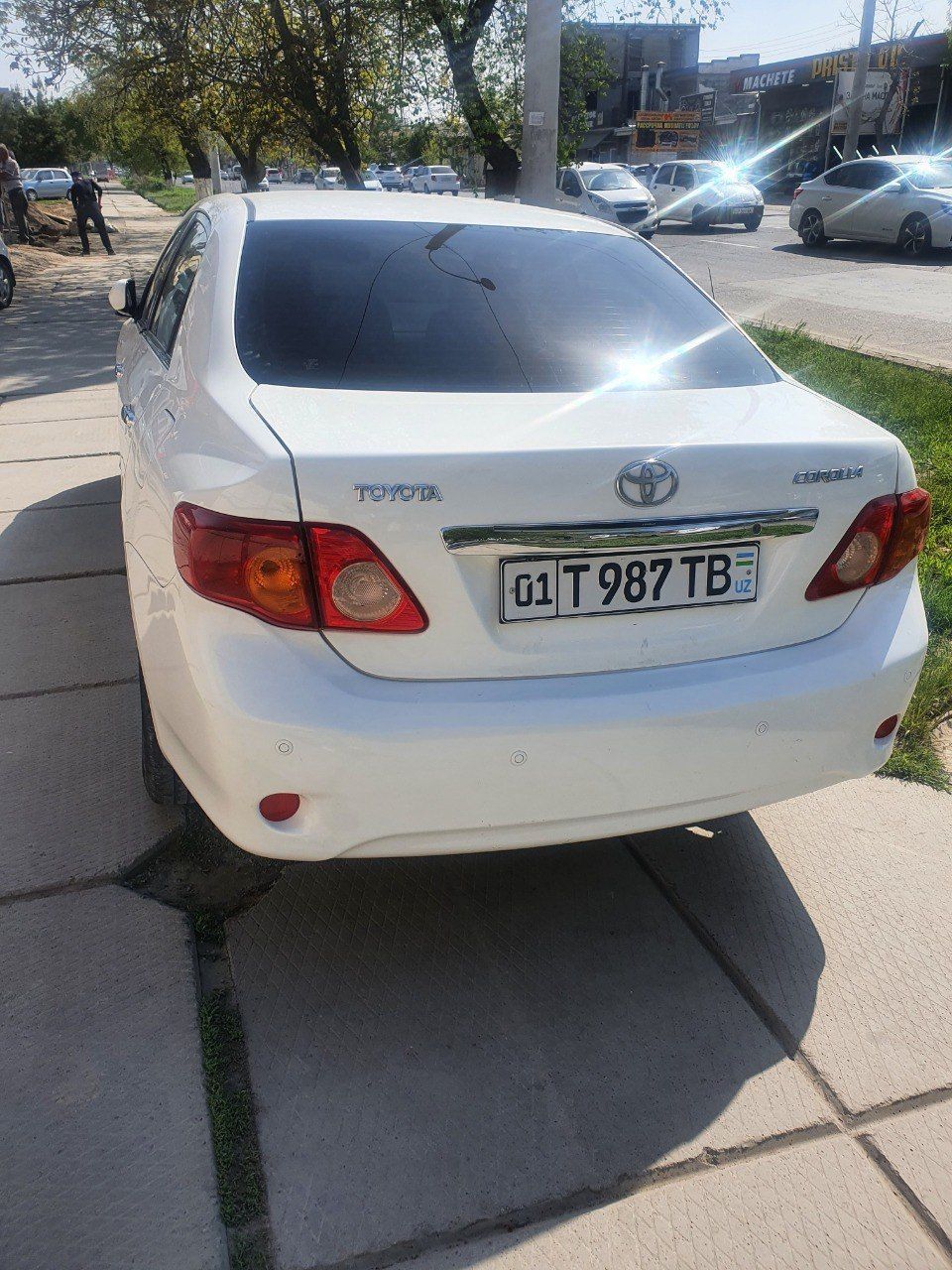 toyota corolla sotiladi 2008 AT