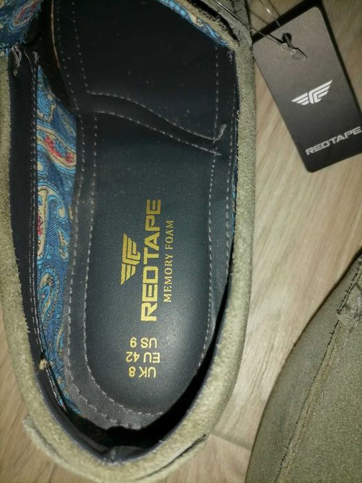 Замшевые лоферы Red Tape оливкового цвета