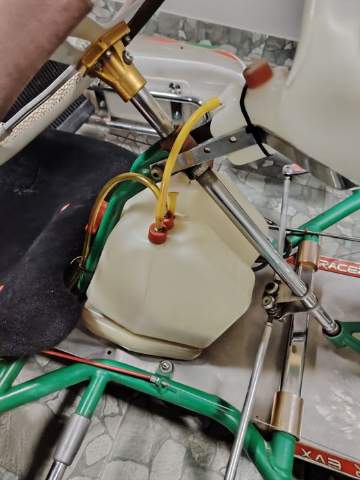 Tony kart 125 Fox engine