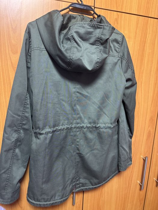 Яке зелено only