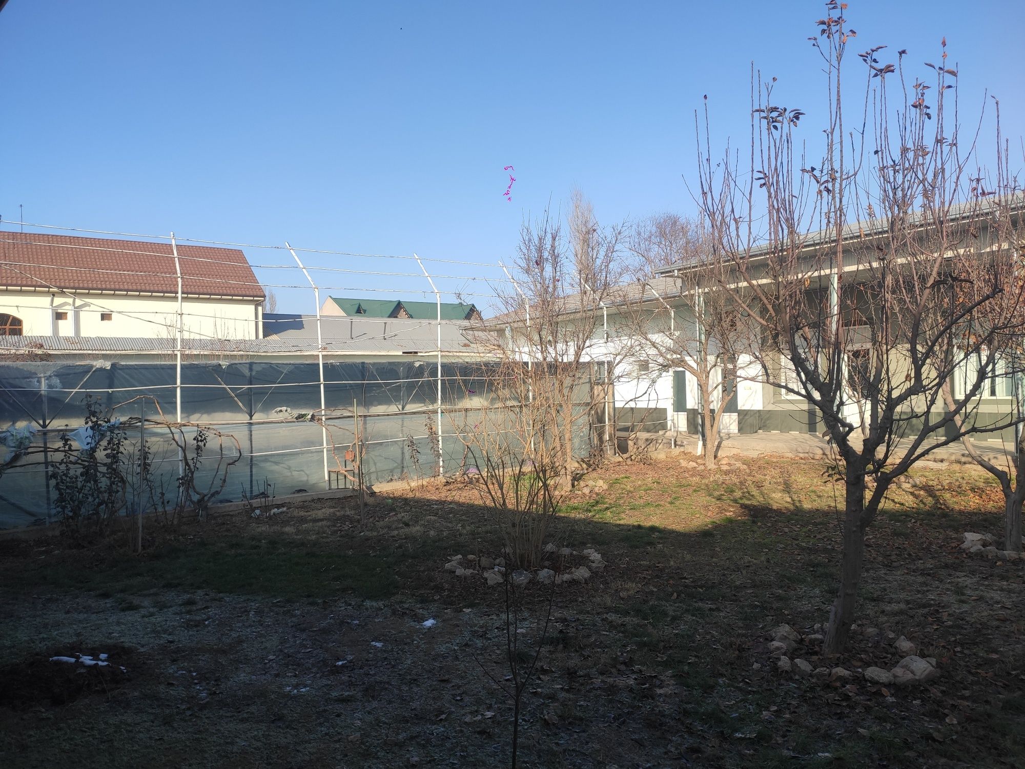 Р-н Алмазар Охунбобоев. Продаю дом 16 сот. Oxunboboevda uy er narxida