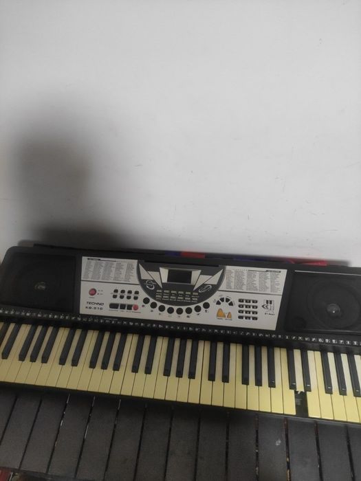 Срочно продаётся пианино