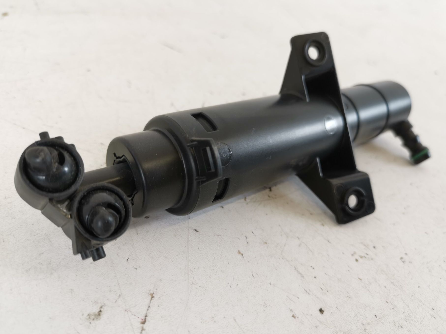 Duza De Spalare Faruri Stanga Jaguar  XF X250 2007 2008 2009 2010 2011