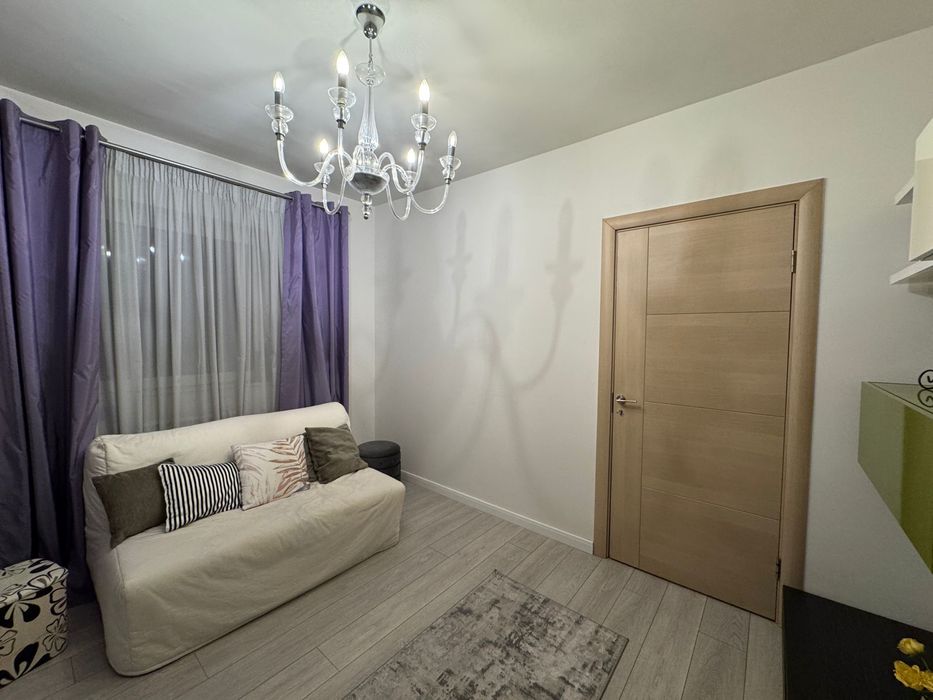 Inchiriez apartament pe strada Buna Ziua