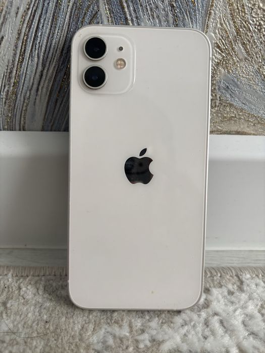 Продаи айфон 12 64 гб