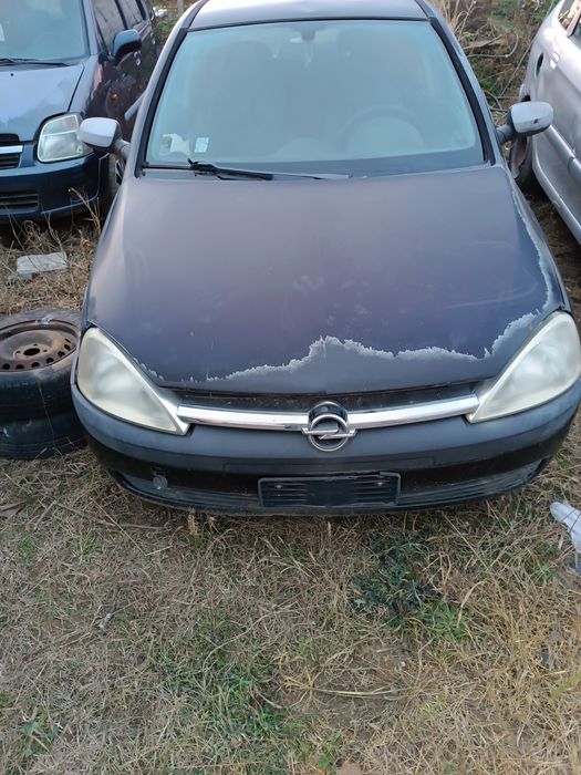 Opel Corsa C 1.7 дизел на Части