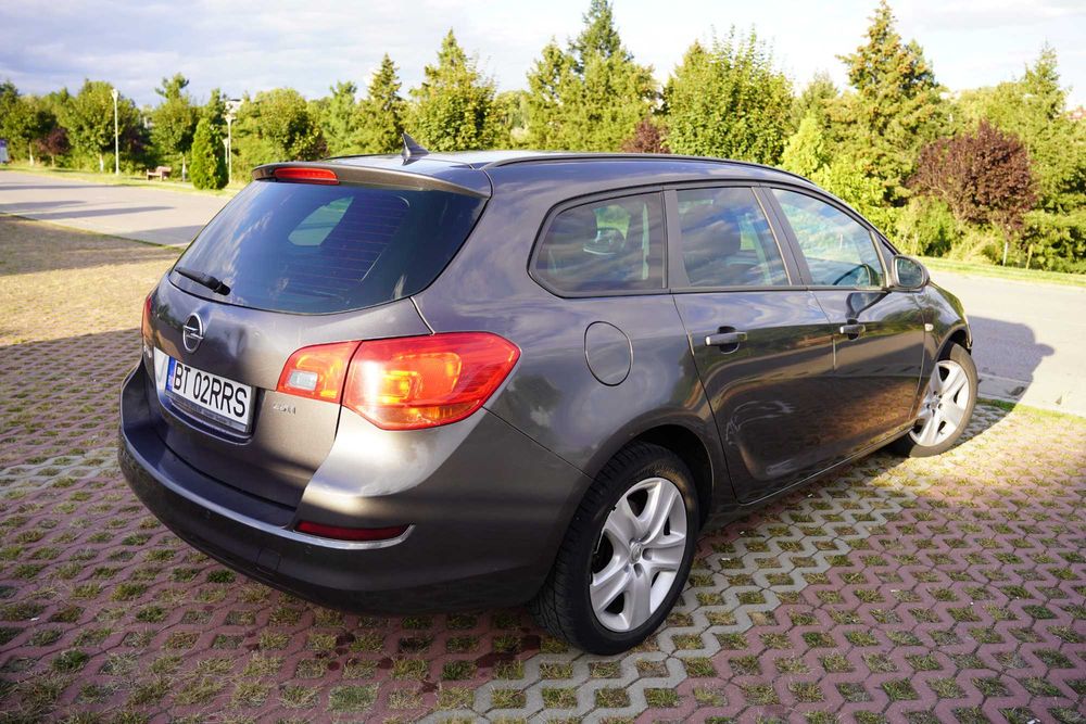 Opel Astra J, 1.7 CDTI 2011