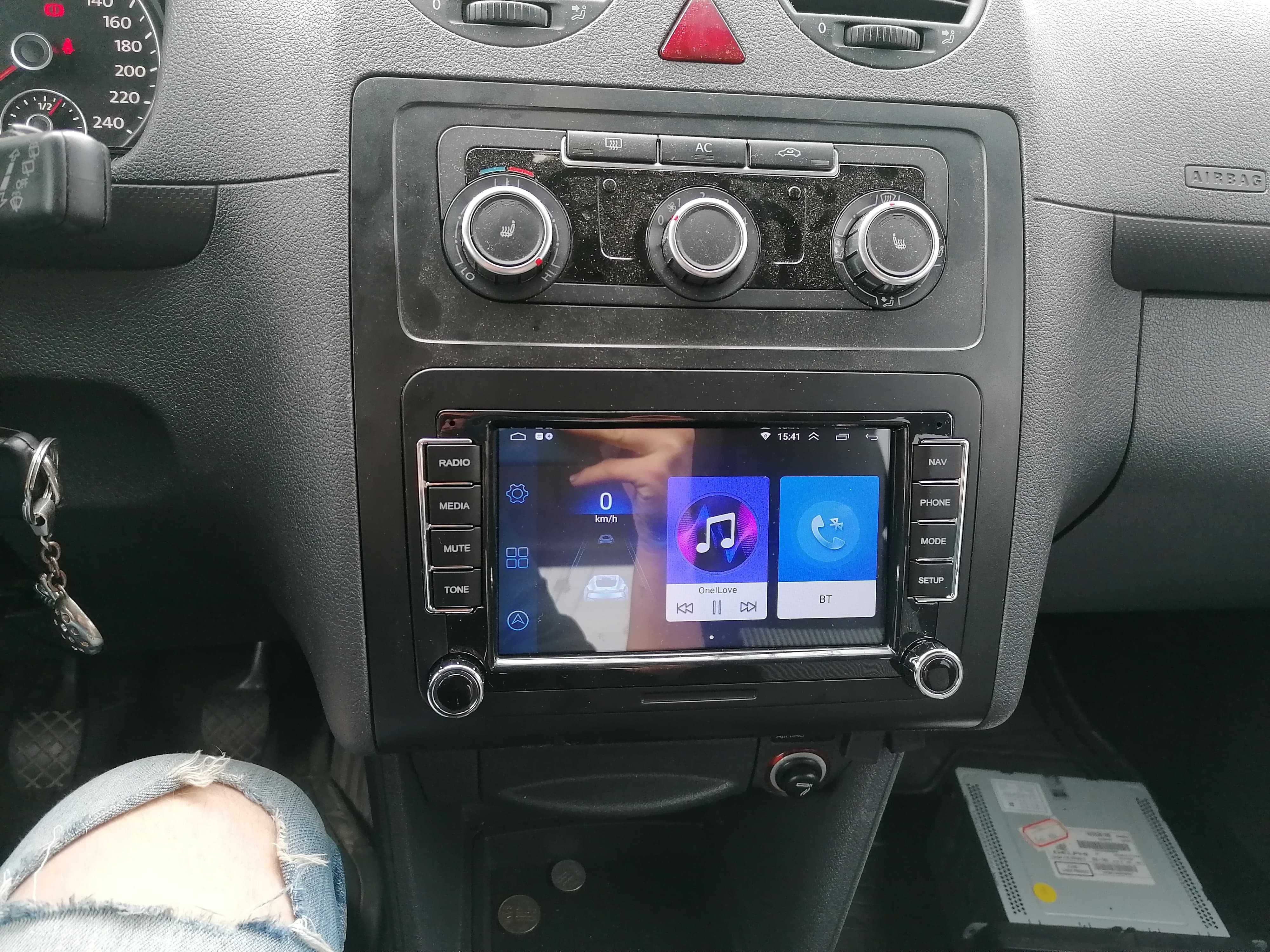 Navigatie Android10 7inch 2GB RAM Volkswagen Golf 5 si 6/Passat/Caddy
