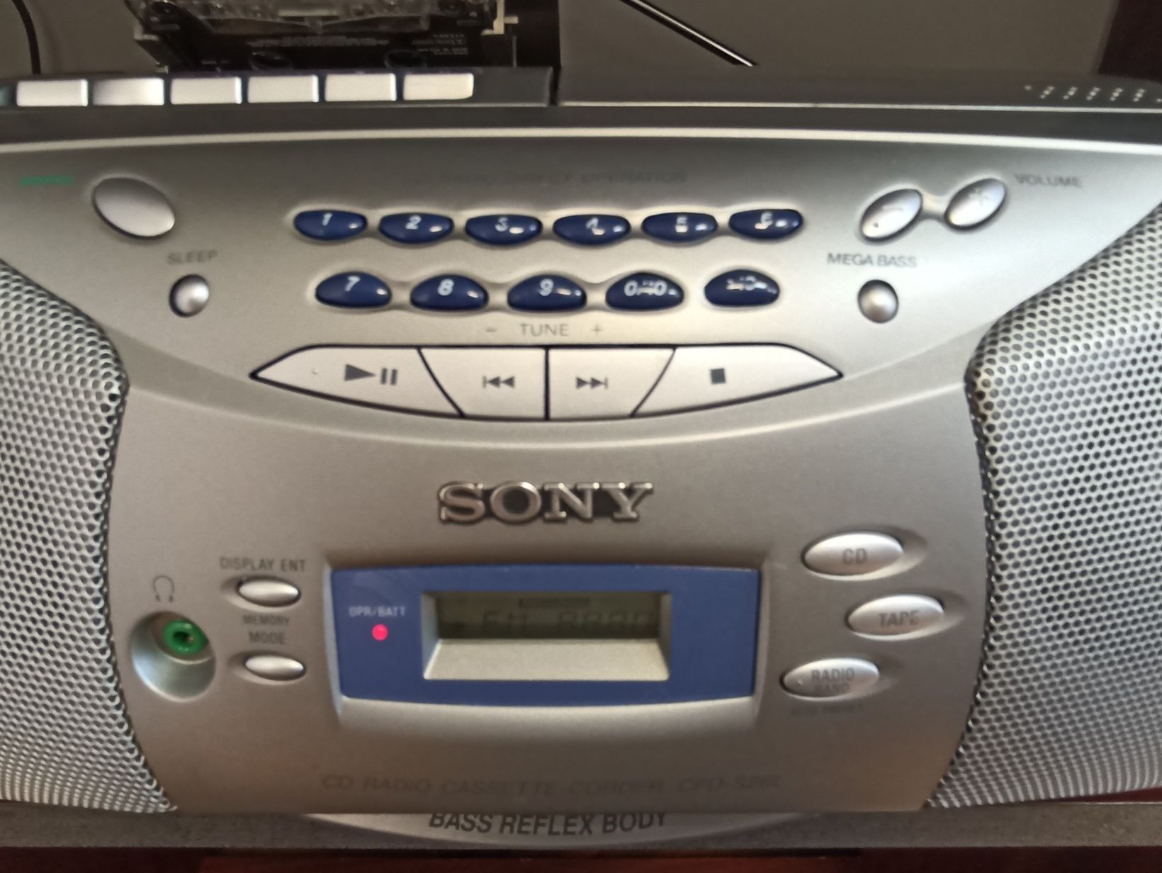 Radio-Casetofon Sony, model CFD-S26-L stare buna.