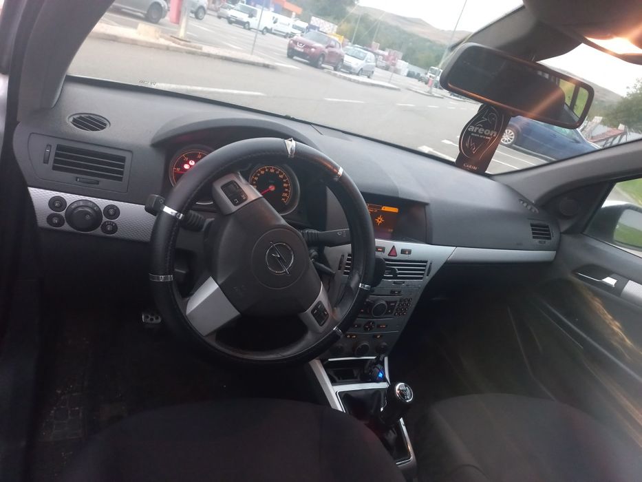 Vând opel astra h 1.7 cdt