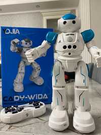 Интерактивная робот игрушка с управлением на пульте