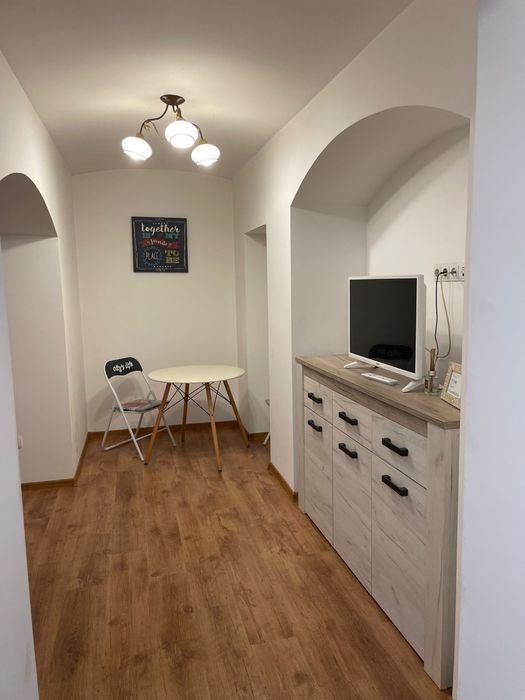 Inchiriez apartament/garsoniera regim hotelier zona ultracentrala