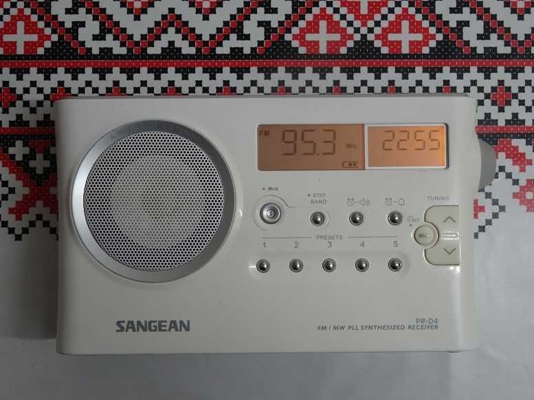Radio Sangean PR D4  (Germania)