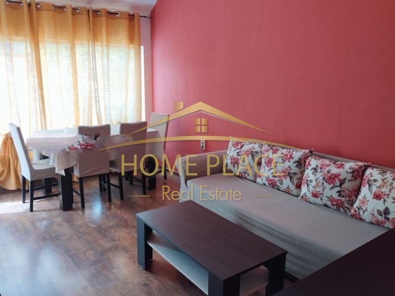 Дава се под наем Двустаен апартамент в Варна, Колхозен пазар - 60 кв.м за 408 € - Снимка #1