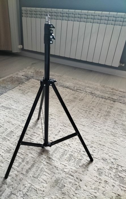 Трипод + ЛАМПА для съёмки в подарок
