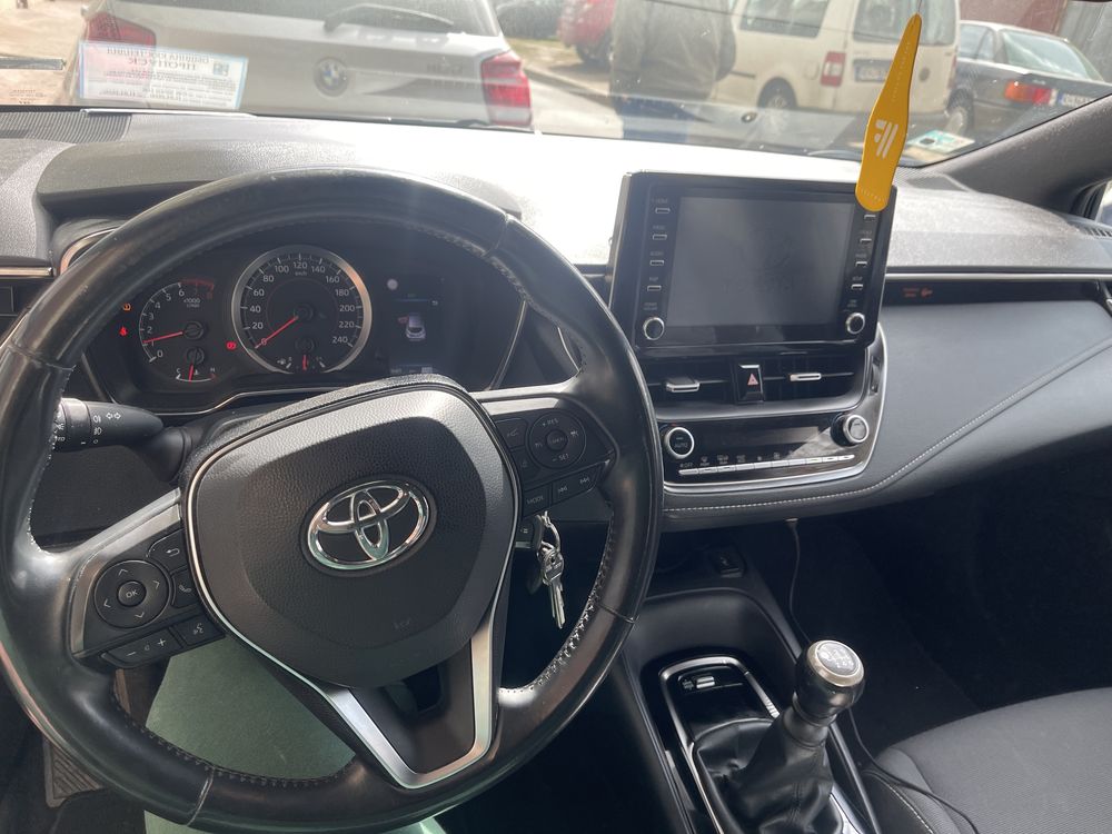 Тоуота corolla 2019