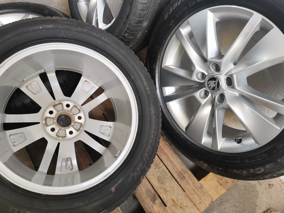 Jante Originale Skoda Karoq / Kodiaq  . R 18 cu anvelope de vara