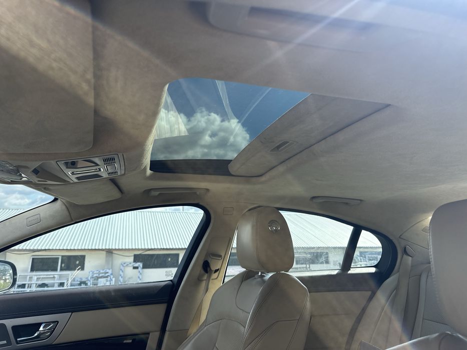 Dezmembrez Jaguar Xf 2012 Euro 5 3litri