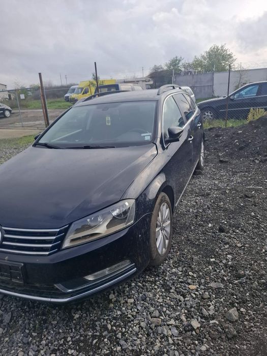 Volkswagen Passat 2012 година 2.0 TDI  140 к.с автоматик DSG