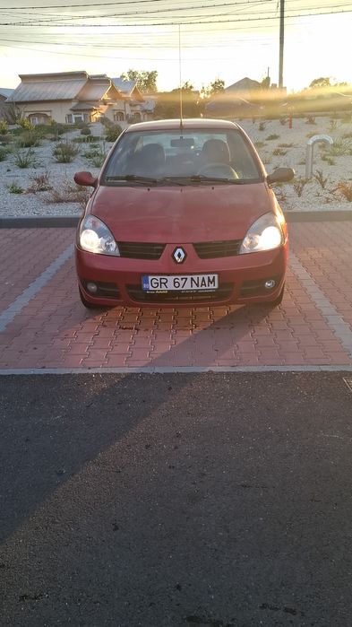 Renault Clio Symbol.