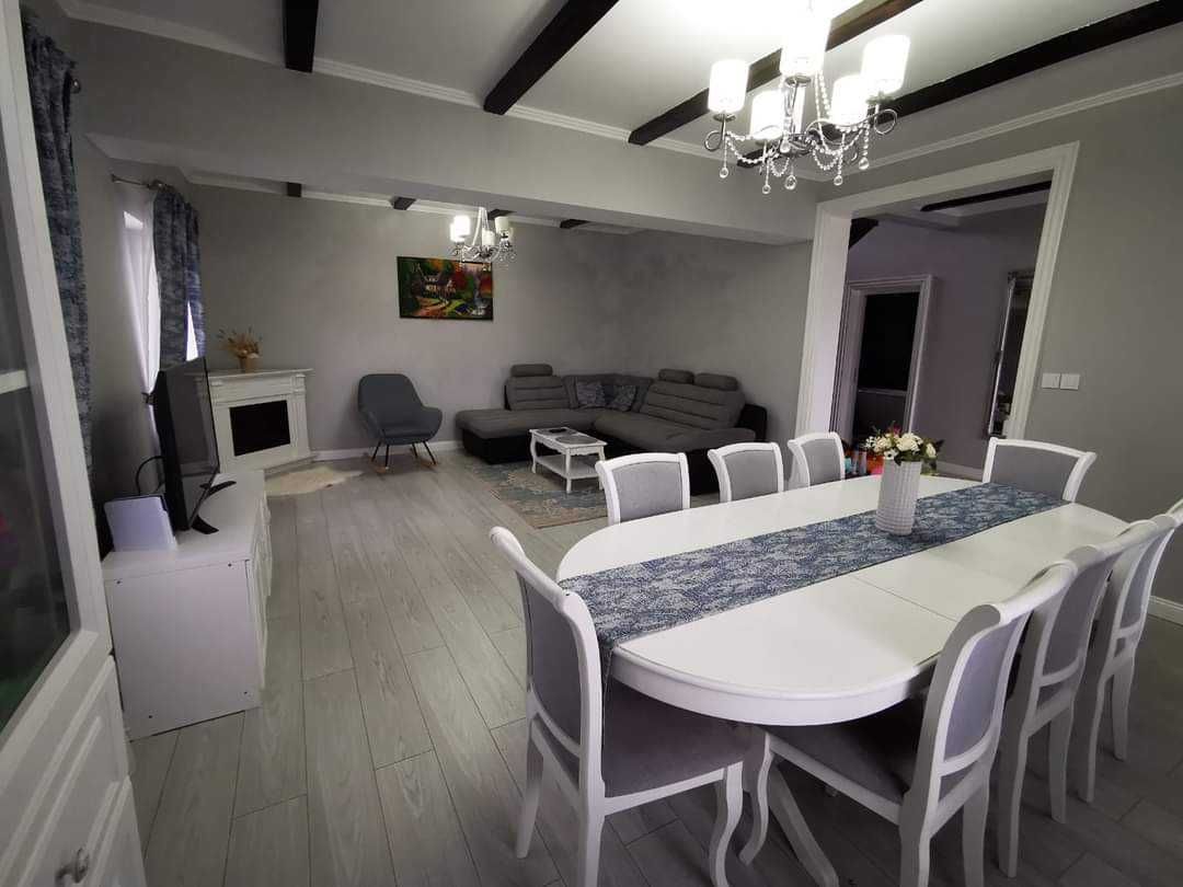 Cabana de inchiriat Com. Cosna