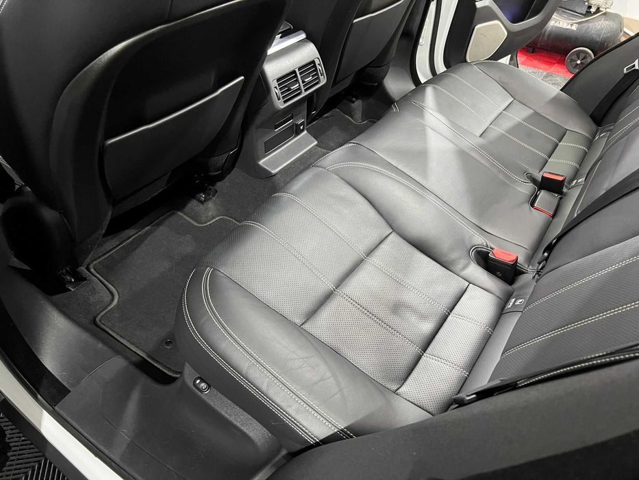 Range Rover Velar D-300 SE / 300 CP. R-Dynamic. Cumpărat NOU / 0 Km.