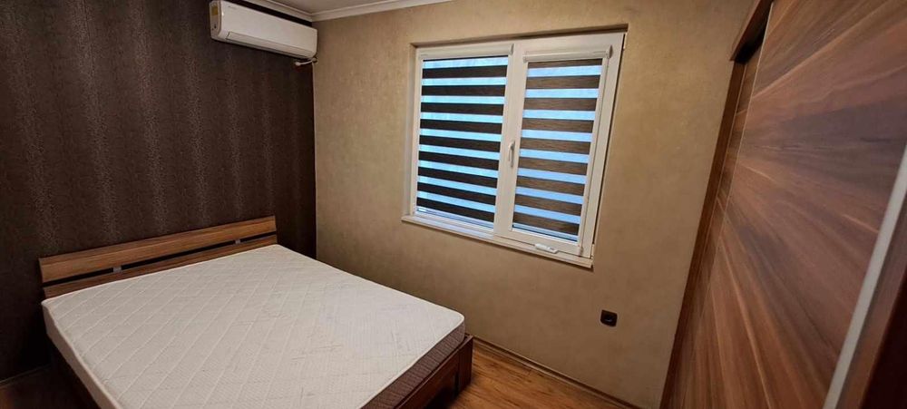 Дава се под наем Двустаен апартамент в Варна, Колхозен пазар - 55 кв.м за 400 € - Снимка #1