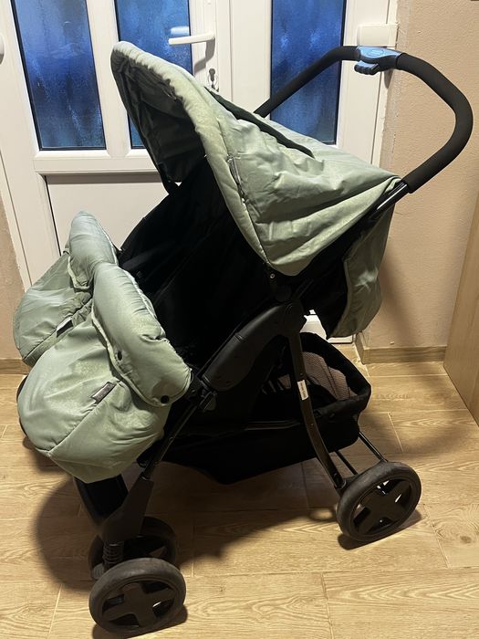 Vand carucior pt gemeni