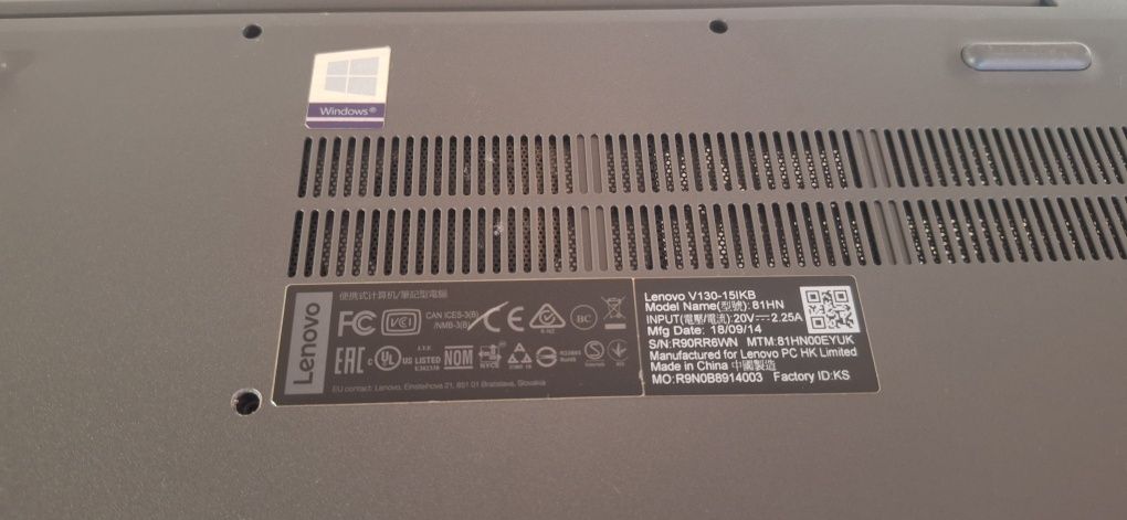 Laptop Lenovo V130-15IKB