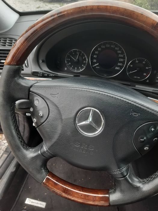 Махагонов волан Мерцедес w211