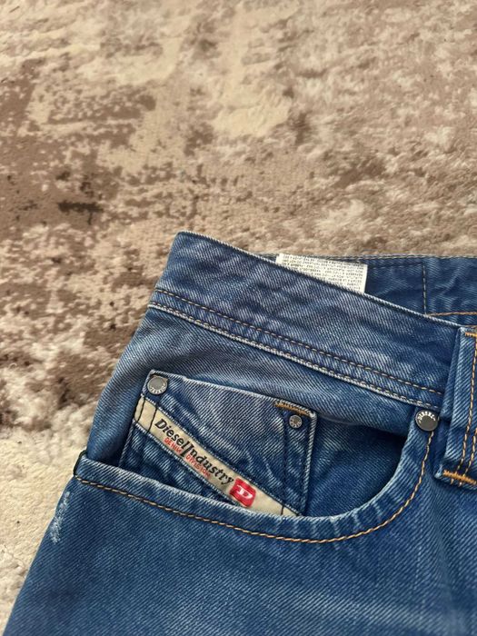DIESEL Larkee 008PI, W34 L30, 46cm Talie
