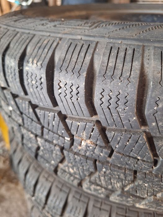 Jante +cauciucuri de iarna