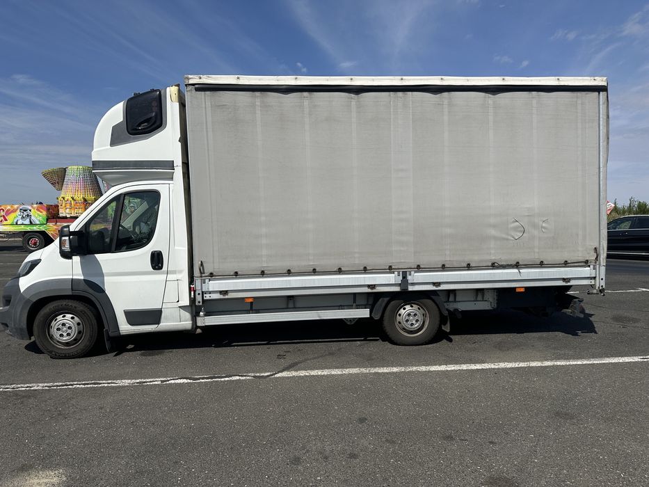 Peugeot boxer 3.0 iveco 10 europaleti cu lift