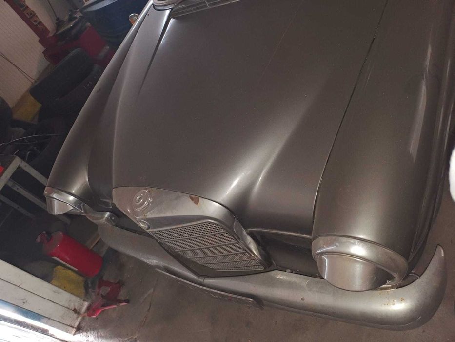 Mercedes 180 second-hand an fabricatie 1962