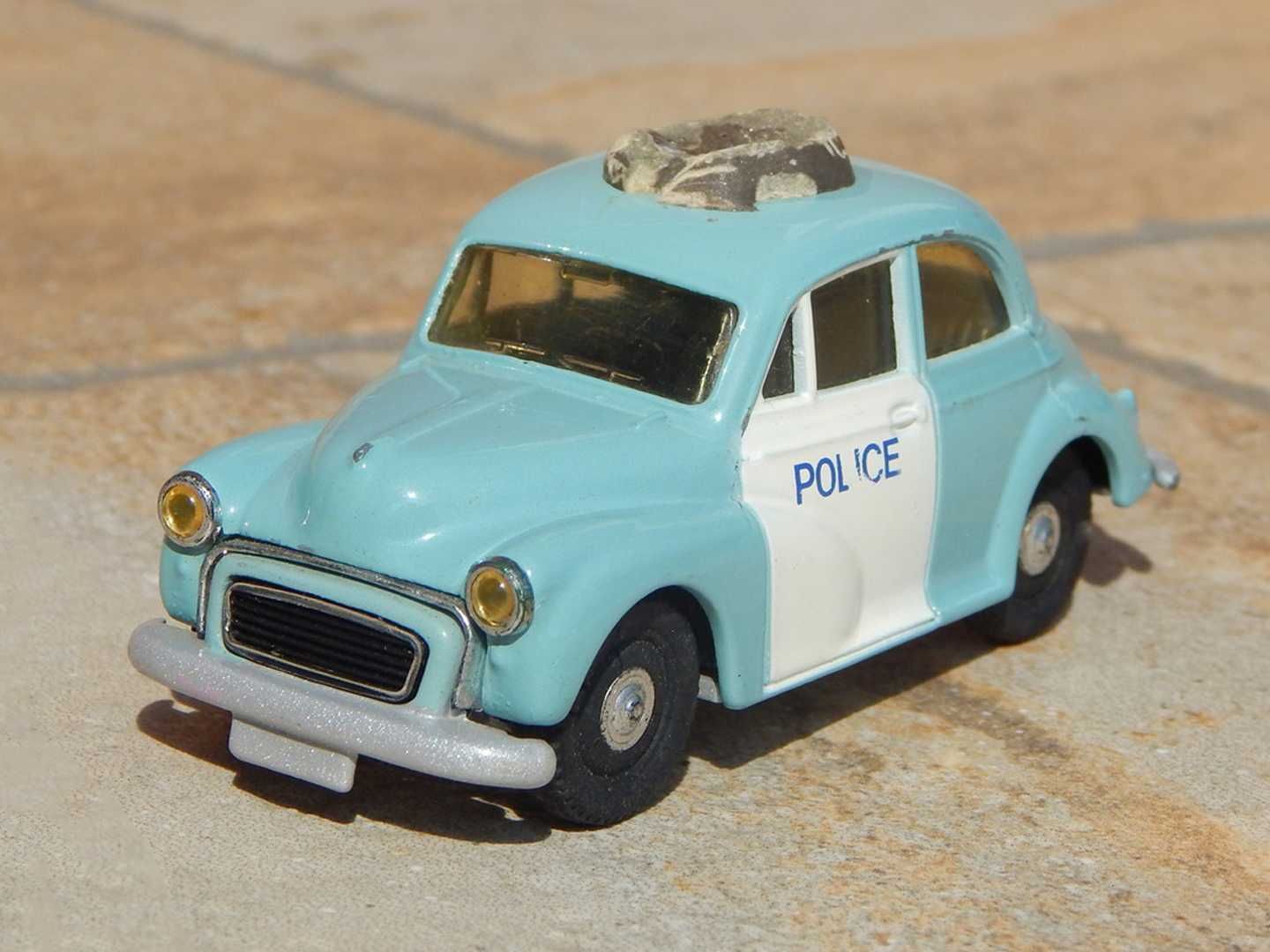 Macheta masina politie Morris Minor 1000 1956 Corgi M Britanie 1:43