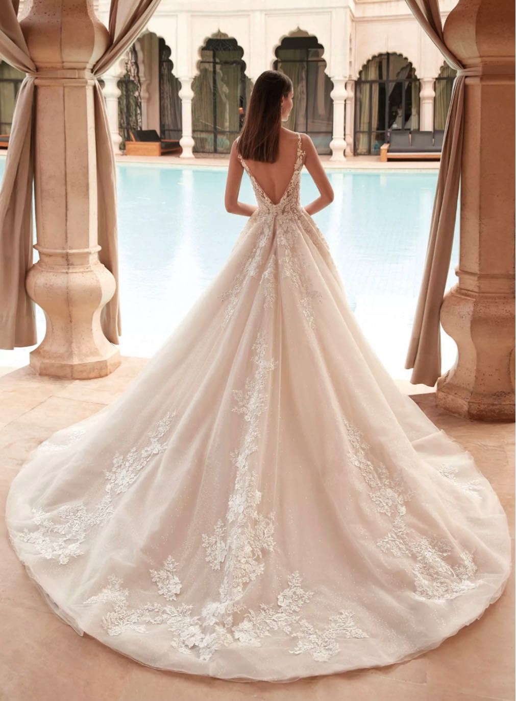 Булчинска рокля Demetrios