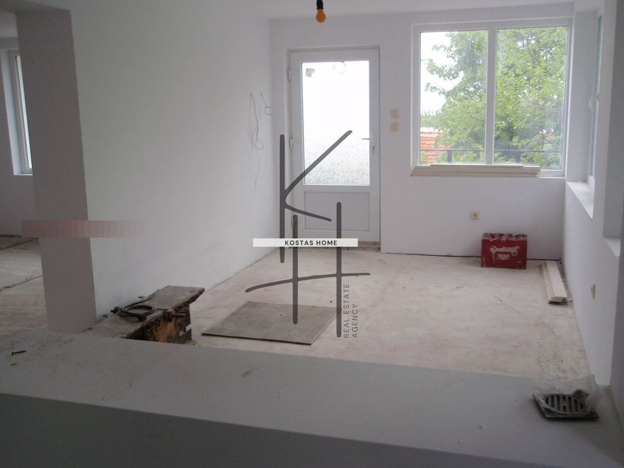 Продава се Къща в с. Бенковски, Област Варна - 285 кв.м за 685 €/кв.м - Снимка #3