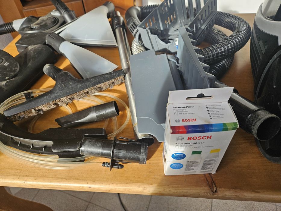 BOSCH Прахосмукачка за мокро и сухо почистване