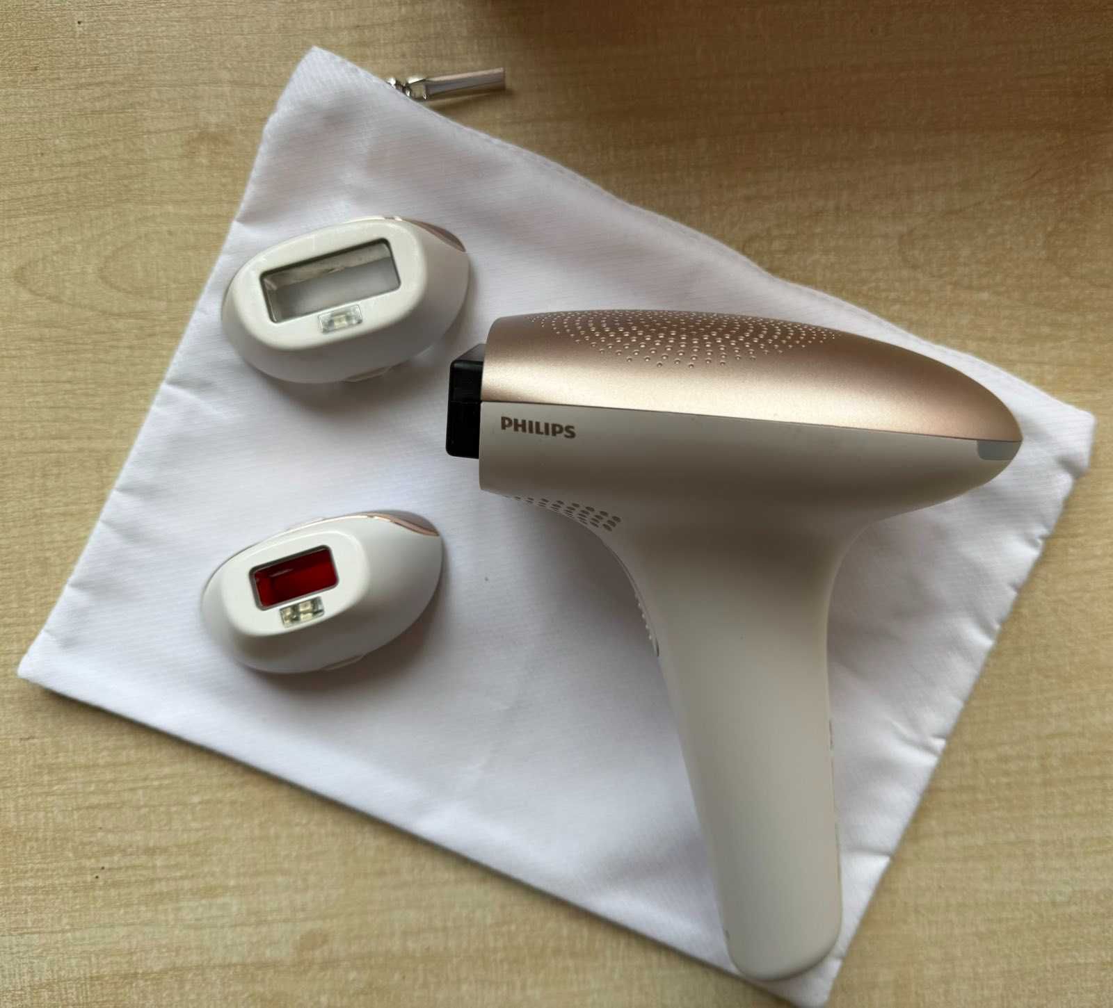 Фотоепилатор IPL Philips Lumea Advanced SC1997