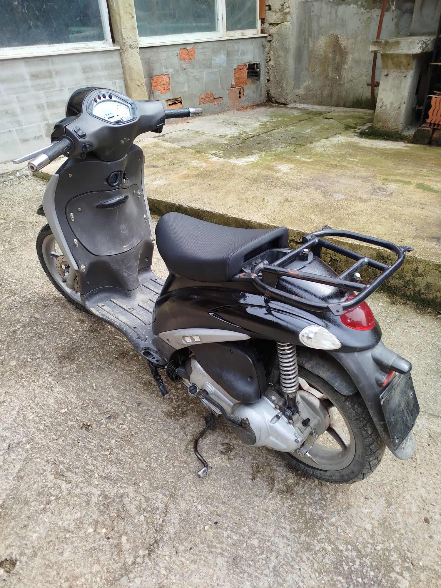 Скутер Piaggio liberty 125