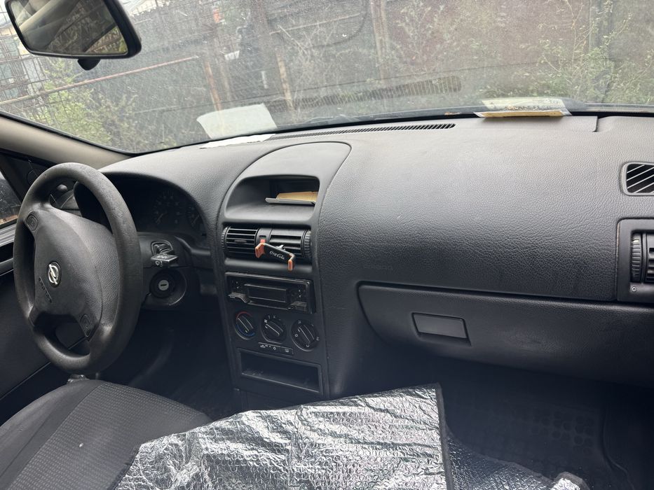 Vând Opel Astra G