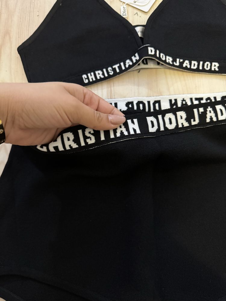 Дамски сет /бельо Chriatian Dior рипс материя в С размер