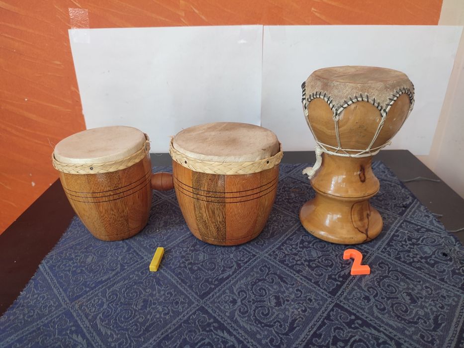 тарамбука,маракас,гуидо,барабан,калимба